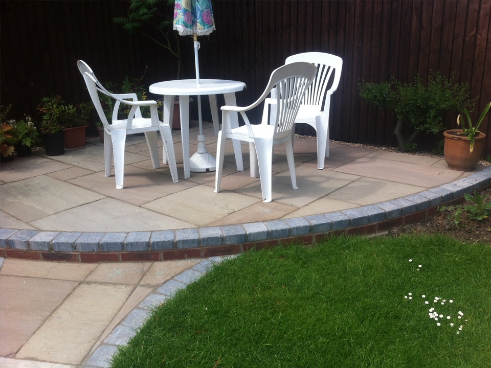 Landscape Domestic Fencing contractor in Warwick, Warwickshire