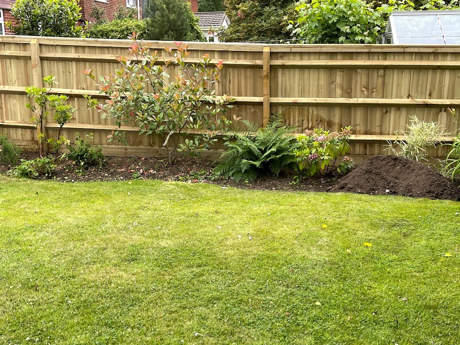 Barford feather edge fencing