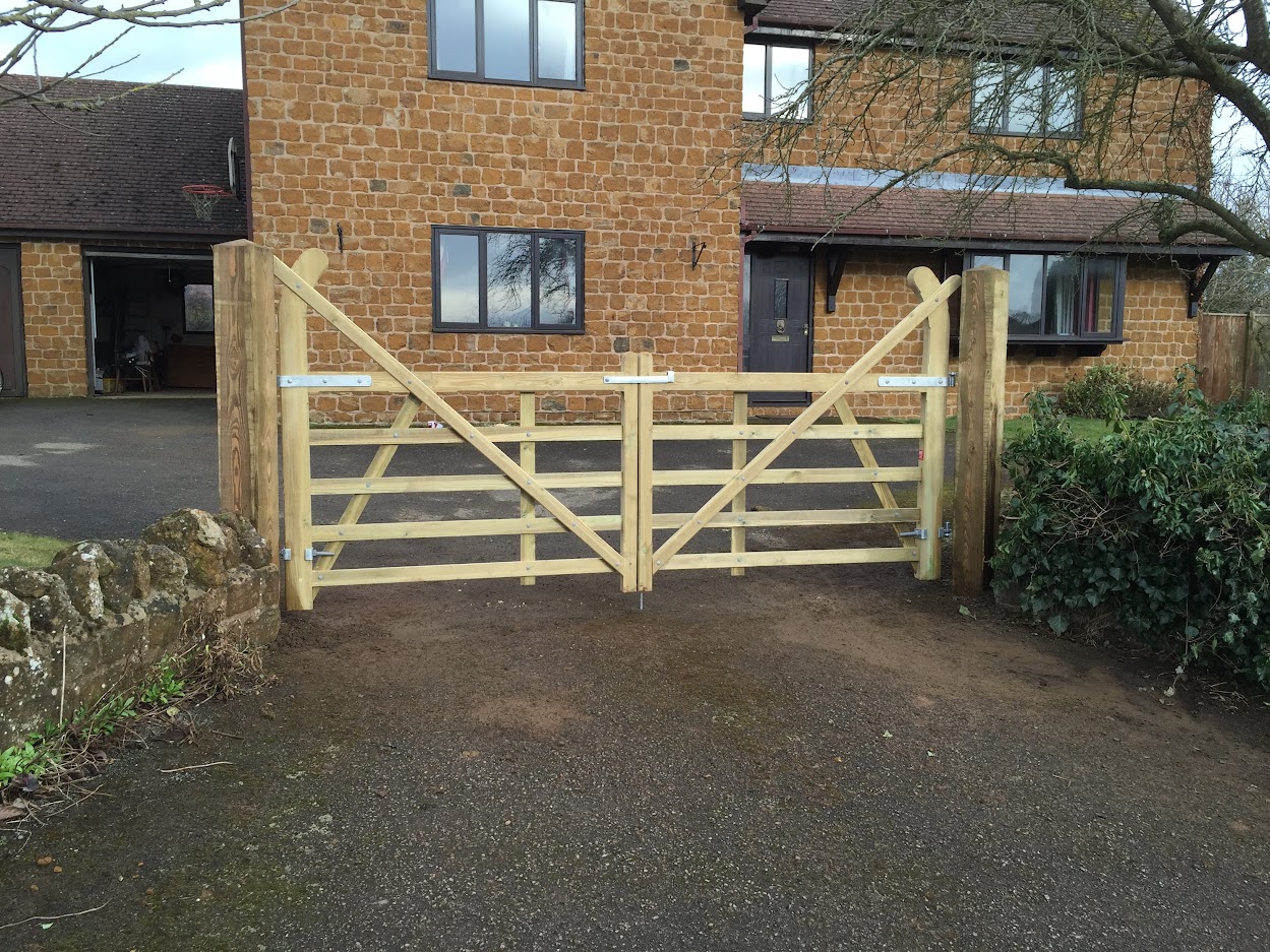 5 bar gates Northamtonshire