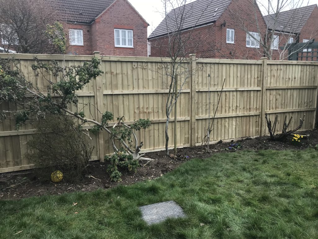 Feather edge fence panels